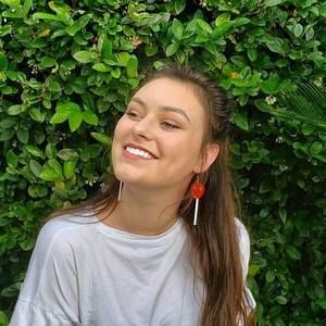 Meet your Posher, Kori